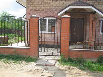 Комбинированный забор