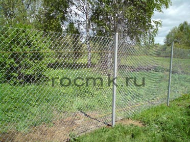 установка заборов из сетки рабица